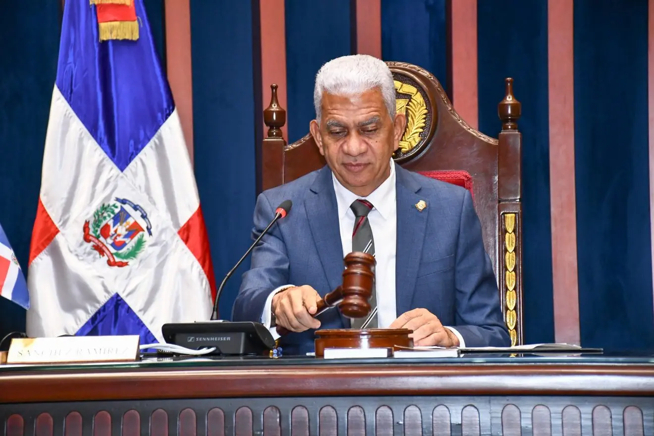Senado solicita auditoría a la Cámara de Cuentas tras investigación de Bajo el Foco