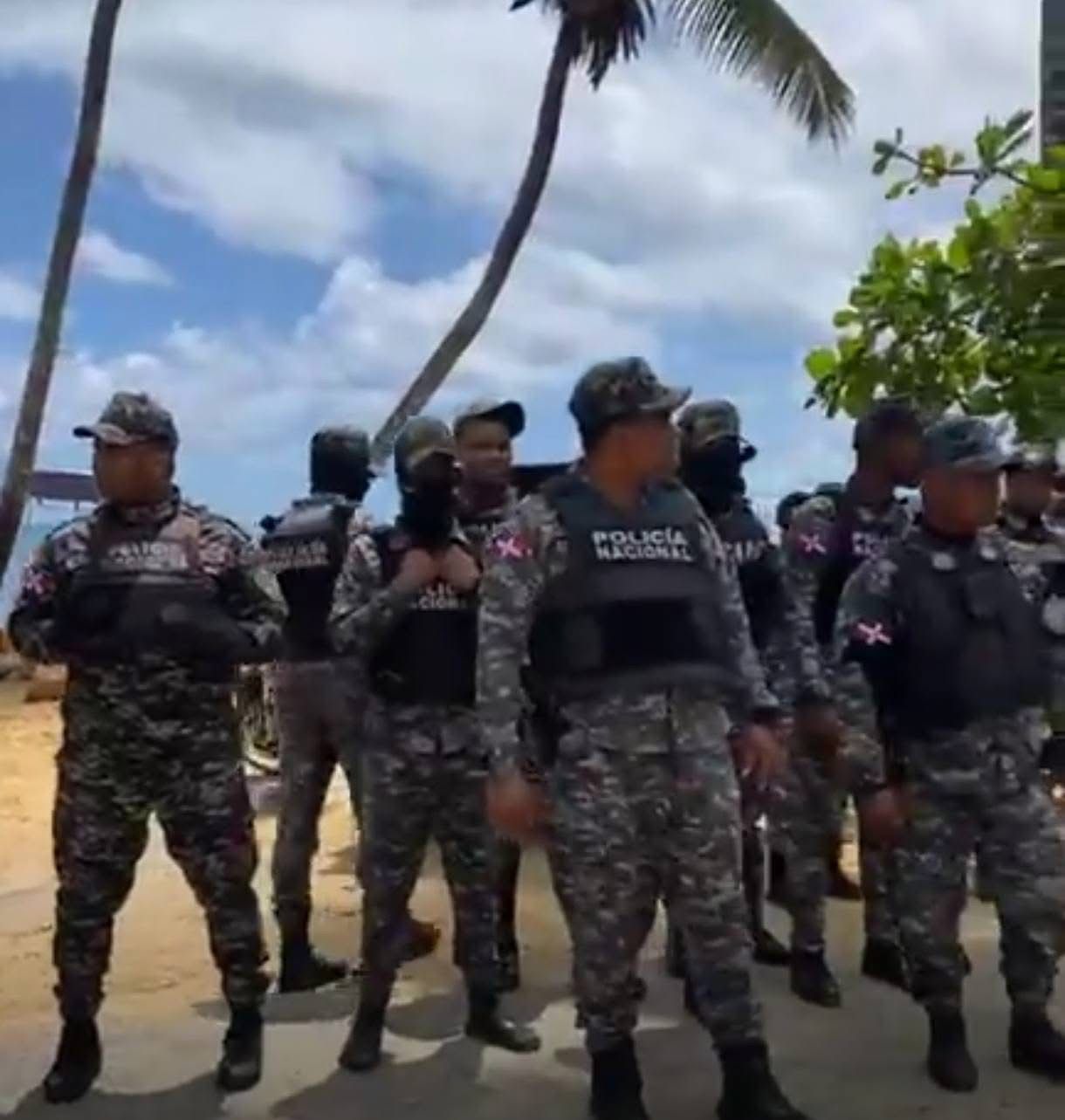 Fuerza Pública realiza desalojo en Las Terrenas