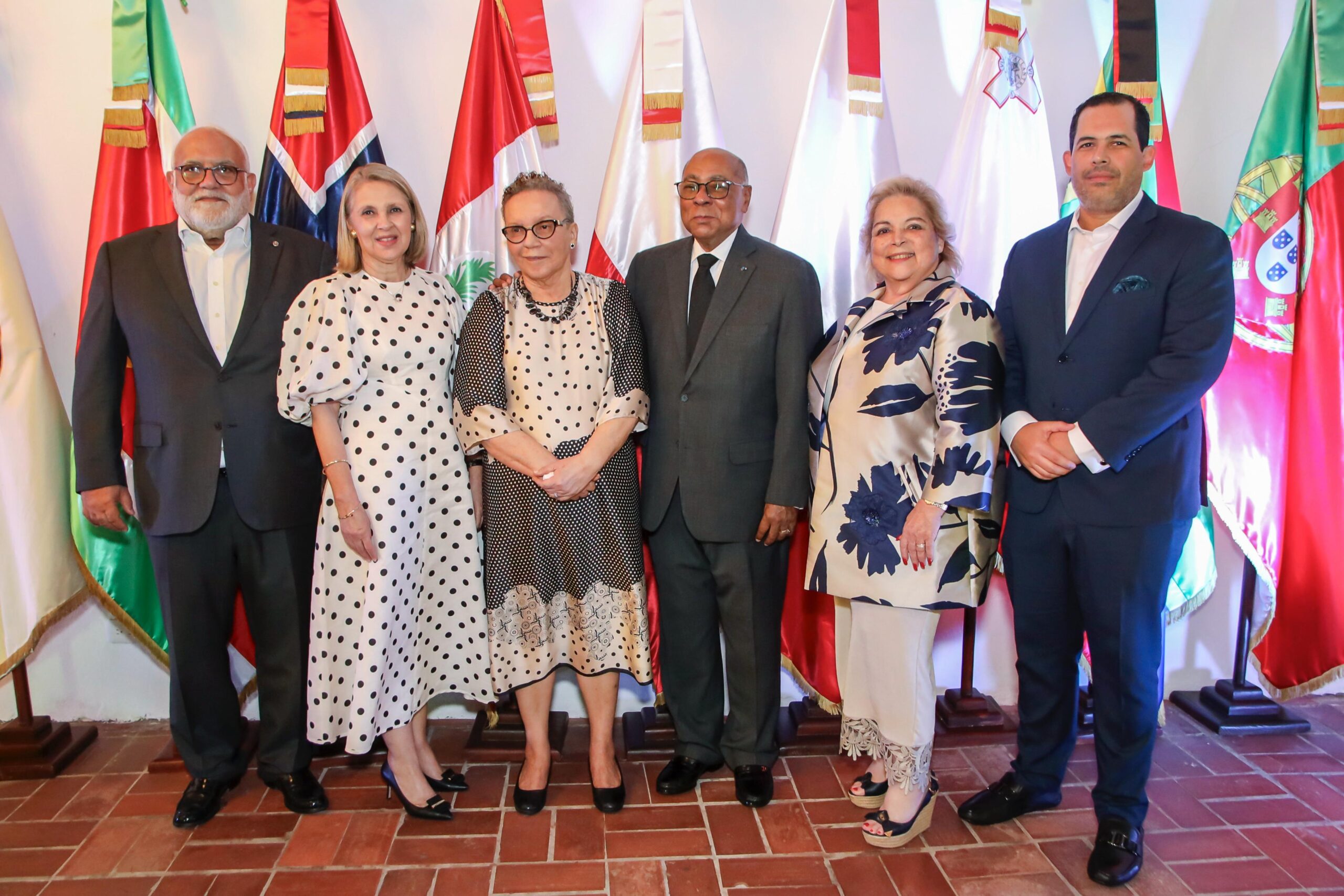 Consulado General Honorario de la República Checa en RD ofrece recepción a presidente de SCJ de ese país