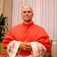 El nuevo papa es el cardenal estadounidense Roberto Francisco Prevost y se llamará León XIV