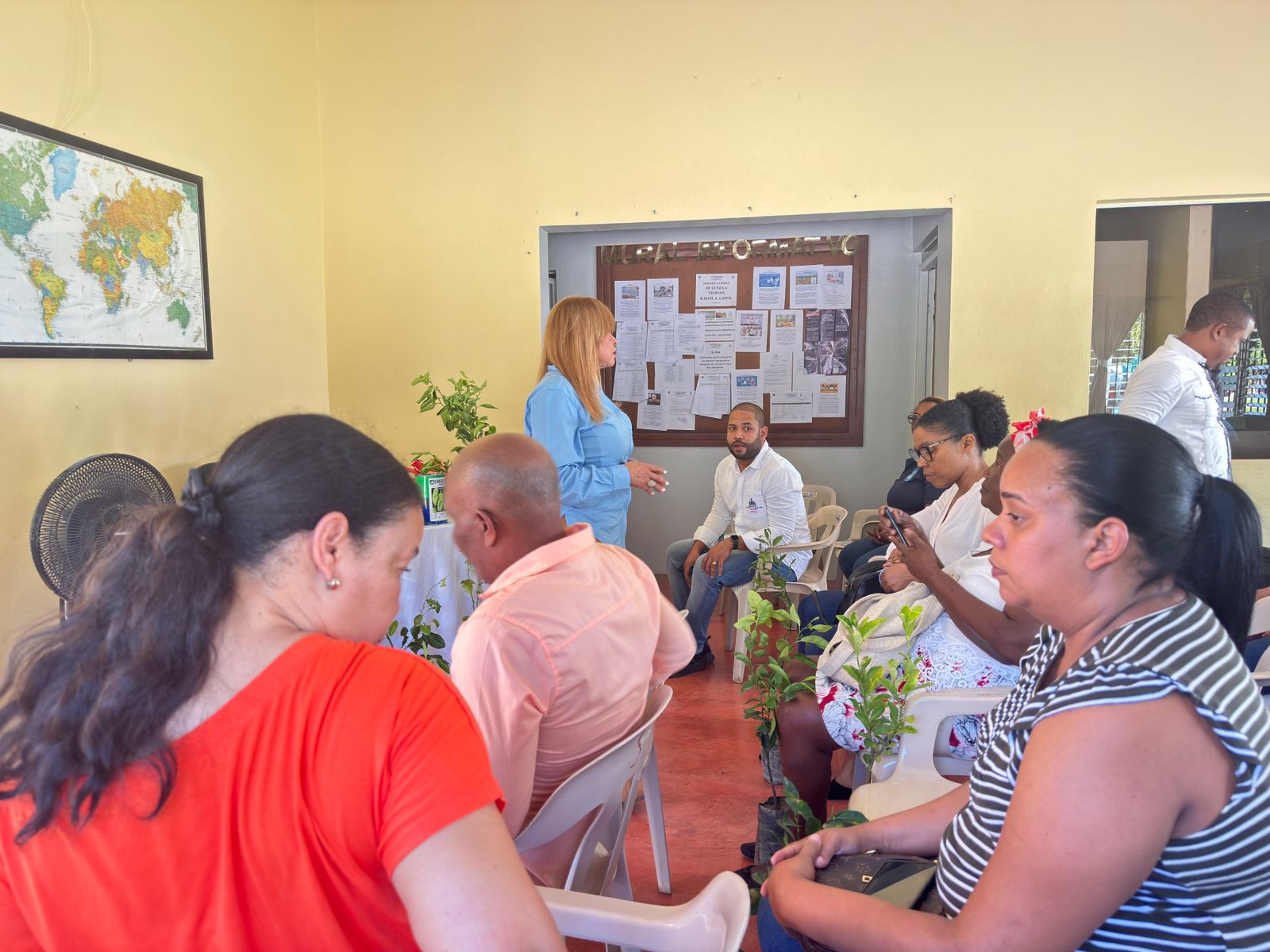 FEDA lanza programa "Siembra tu Patio en Familia" en Arroyo Barril