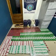 Decomisan 32 mil cigarrillos de contrabando y alcohol adulterado en La Romana
