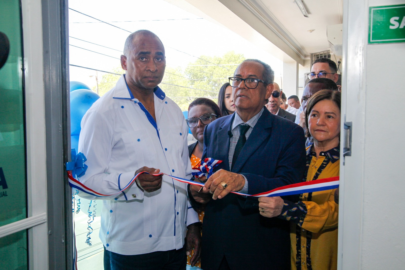 INABIMA inaugura centro de servicios en Baní para beneficio del magisterio