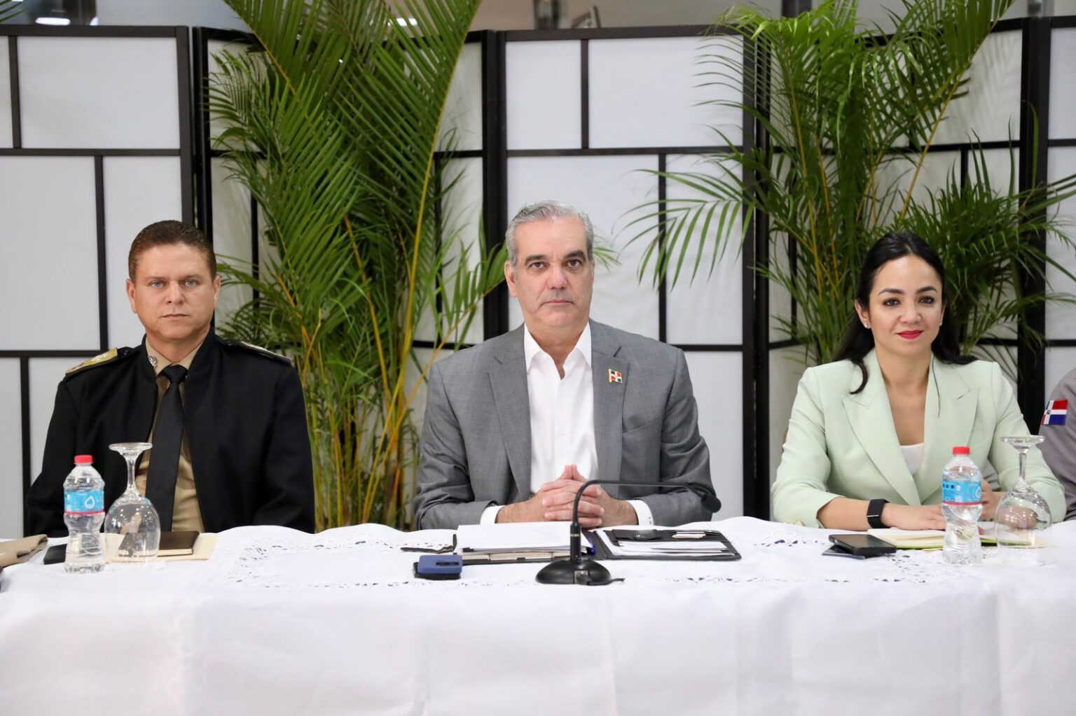 Presidente Abinader encabeza reunión de seguimiento al Plan de Seguridad Ciudadana