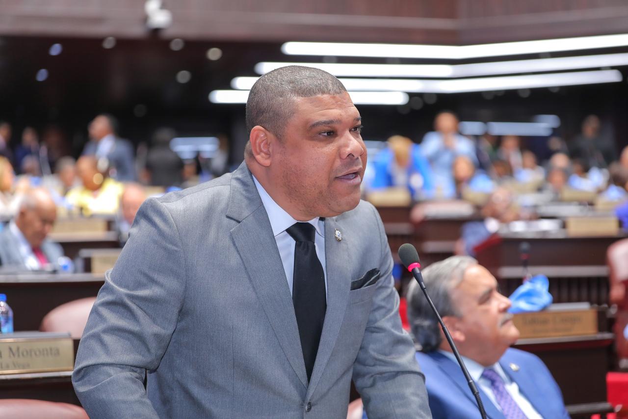 Cámara de Diputados aprueba resolución que solicita instalar Banreservas en Los Guaricanos