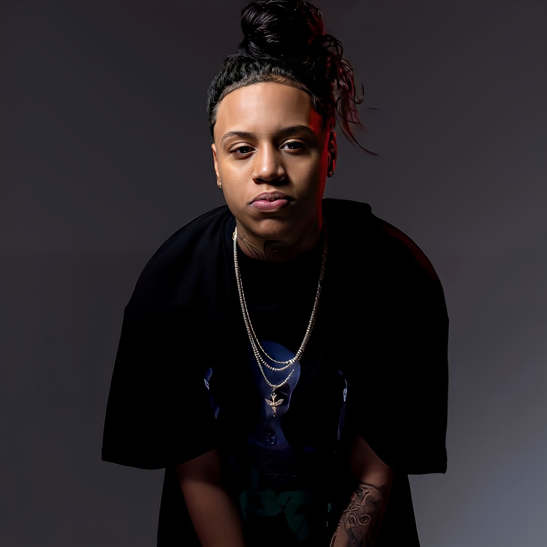 July Queen estrena su trap en español "Addition"