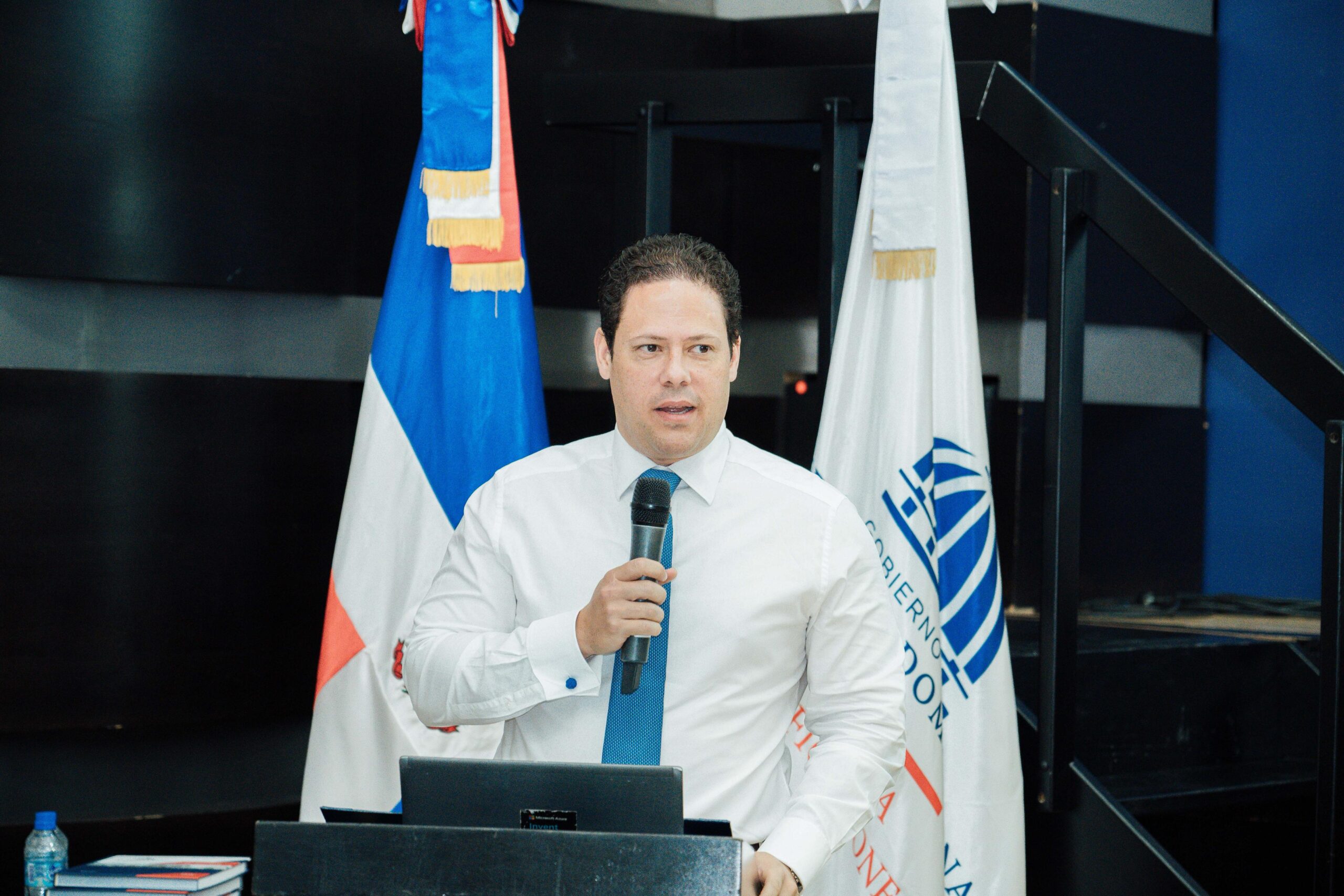 MIVED entrega Plan Decenal de Viviendas 2022-2032 para reducir déficit habitacional de RD