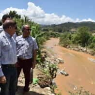 Ministro de Agricultura junto representantes de asociaciones de productores agrícolas de Tireo y otras localidades productivas de Constanza.