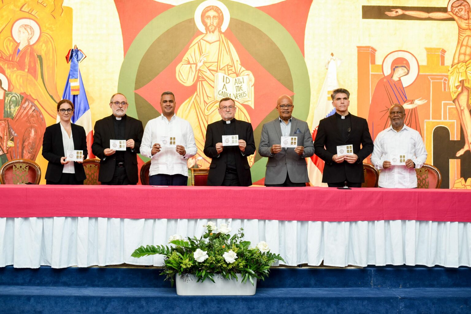 Inposdom conmemora el 50 aniversario del Camino Neocatecumenal con emisión postal