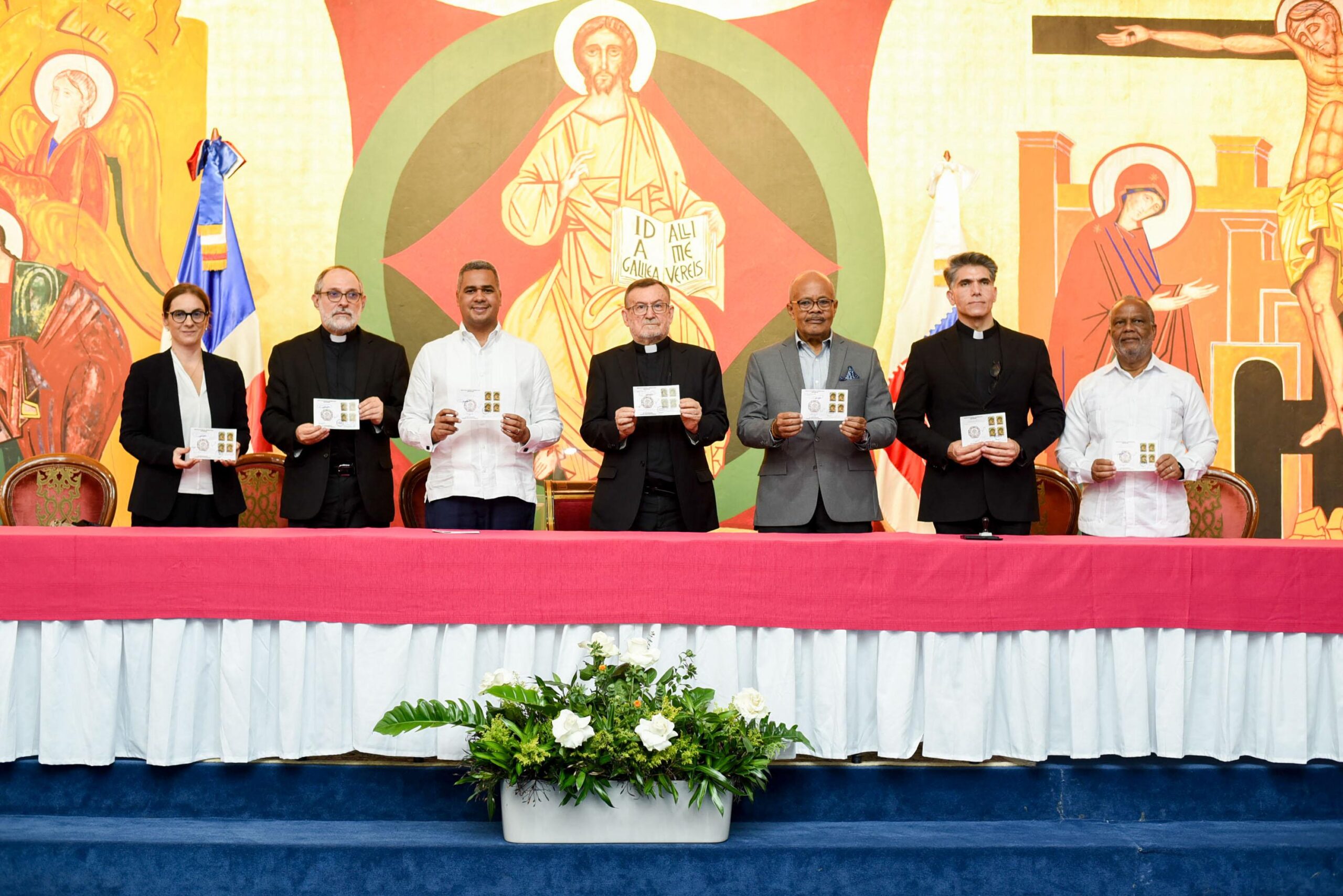 Inposdom conmemora el 50 aniversario del Camino Neocatecumenal con emisión postal