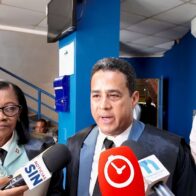 Padre del niño muerto también será arrestado; aplazan para el lunes 26 medida de coerción contra madrastra