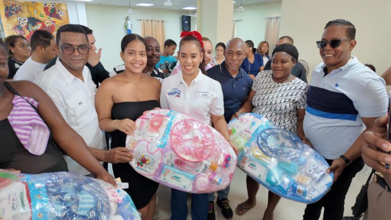 Operativo médico impacta a más de 100 personas en sector La Esperanza