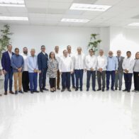 Sistema 911 presenta innovaciones tecnológicas en Santiago y refuerza su flota con 200 ambulancias