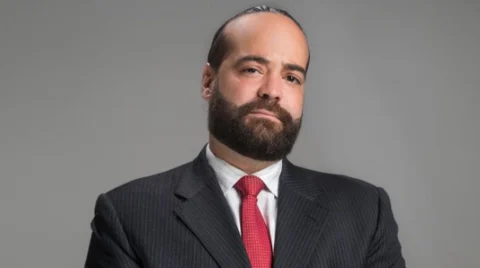 Pedro Manuel Casals vincula postura de Abinader sobre ley mordaza con anuncio de Trump sobre censura digital