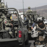 Mueren seis militares por mina explosiva del narco en occidente de México