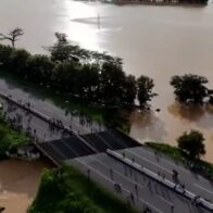 Colapso de puente paraliza autopista clave en Venezuela por fuertes lluvias