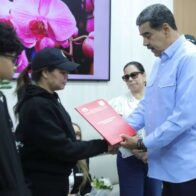 Maduro otorga la nacionalidad venezolana al merenguero fallecido Rubby Pérez