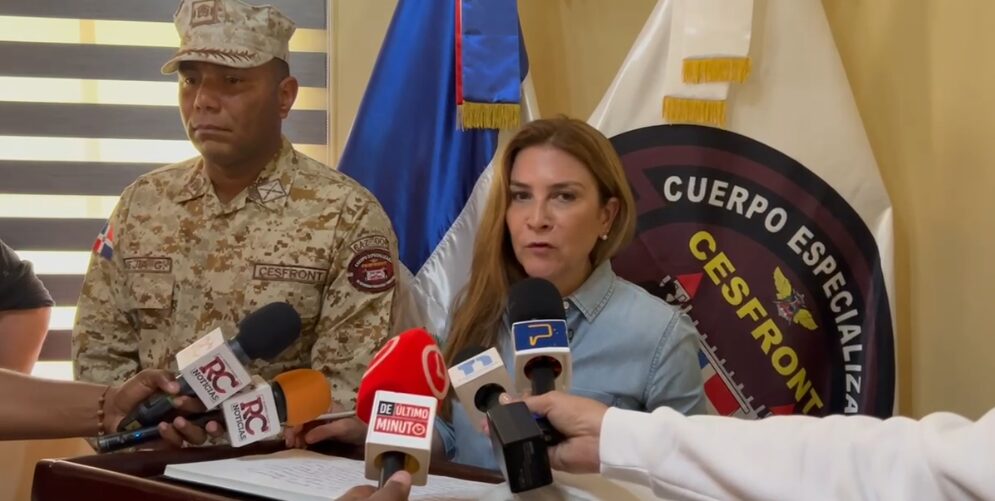 La alcaldesa Carolina Mejía realiza recorrido por Dajabón