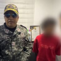 Se entregan a la PN presuntos homicidas de menor en Santiago