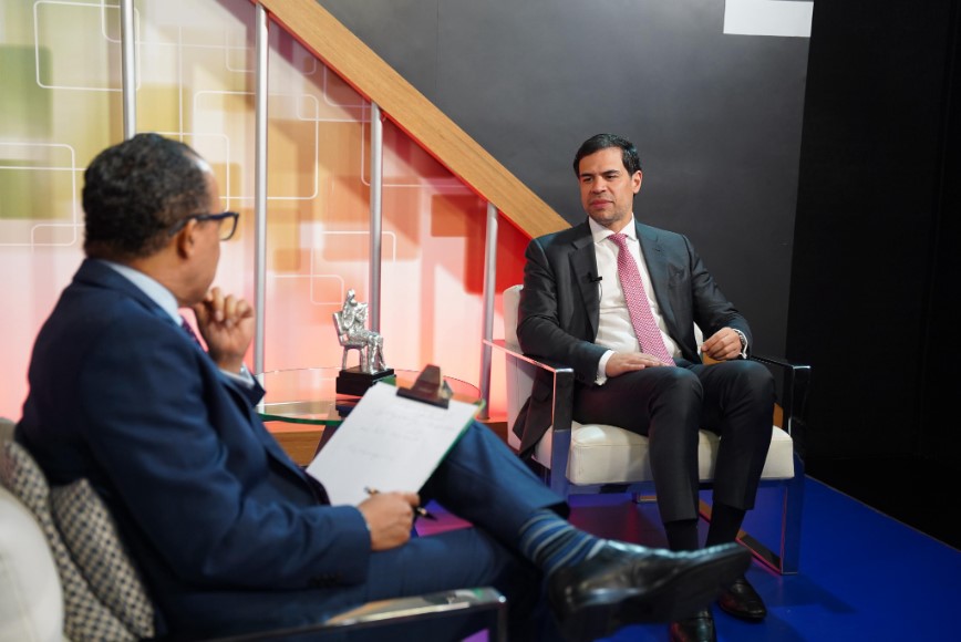 Ministro de Cultura: No se puede usar un lenguaje soez, abusivo por viralizar y monetizar un video