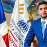 Ministro de la Juventud reconoce a De Último Minuto por su innovación y liderazgo digital en su cuarto aniversario