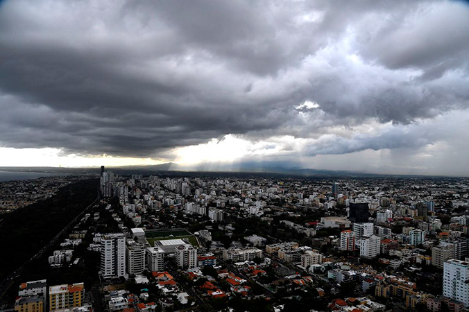 Lluvias, tormentas y alerta meteorológica en varias provincias