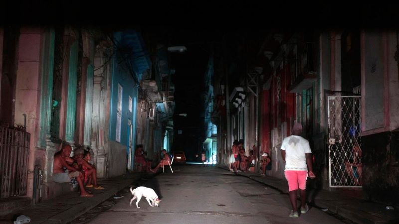 La mitad de Cuba quedará sin luz este domingo por fuertes apagones