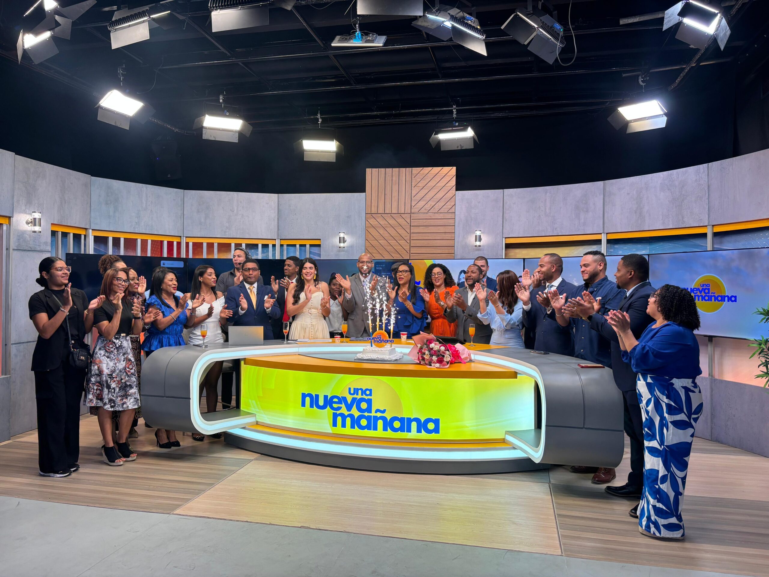 "Una Nueva Mañana" de Colombia Alcántara celebra 4 años al aire