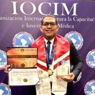 Reconocen al cirujano ortopeda Ramón Saldaña Matar como el profesional más destacado de la salud 2024-2025