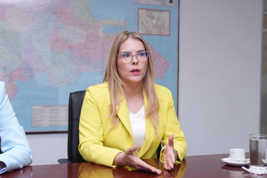 Diputada Carmen Ligia Barceló resalta importancia del proyecto "Alerta RD"