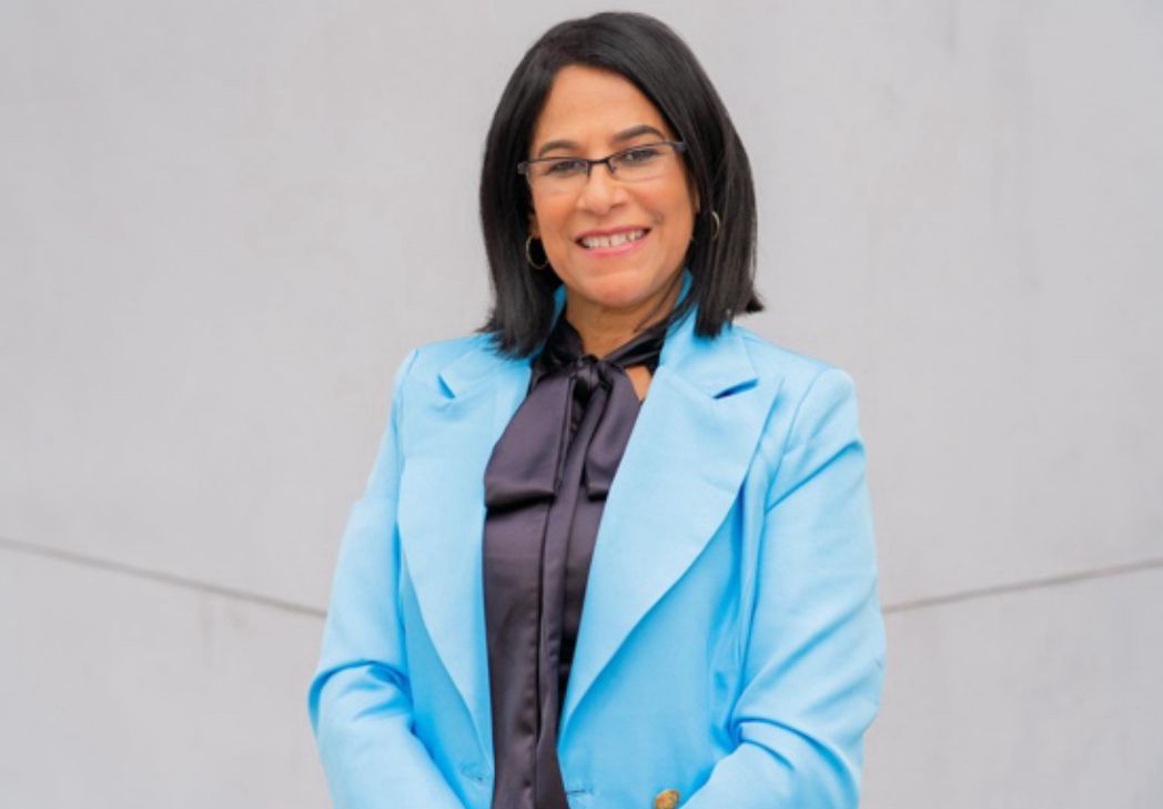 Terapeuta dominicana Mary Rodríguez presenta su primer libro "Sanando Corazones", una guía para la sanidad emocional
