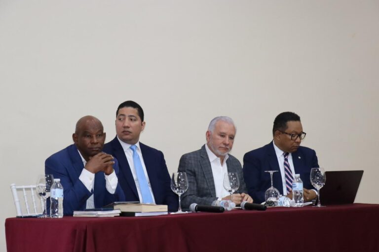 Panel de expertos analiza Ministerio de Justicia y el Sistema Penitenciario