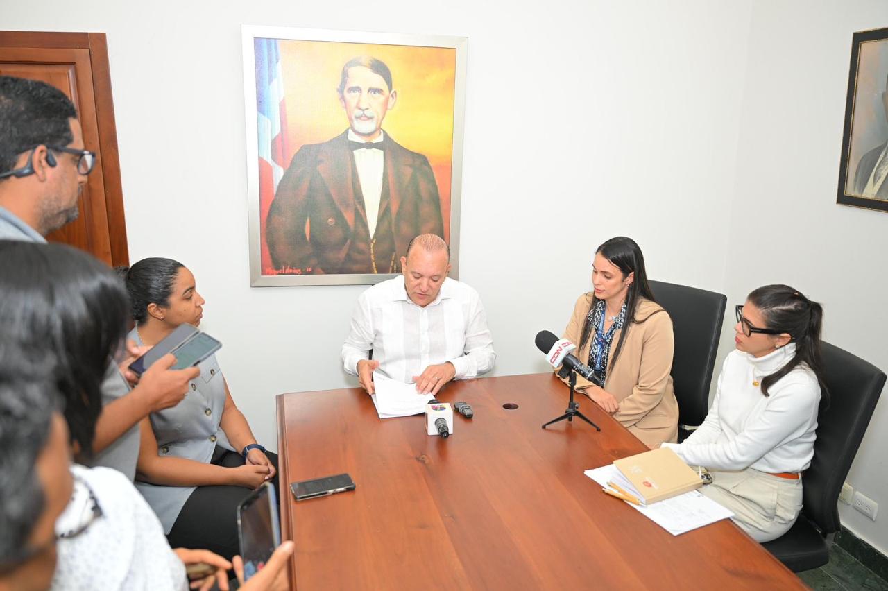 Alcaldía de Santiago confirma que obra colapsada fue notificada y paralizada por falta de planos aprobados