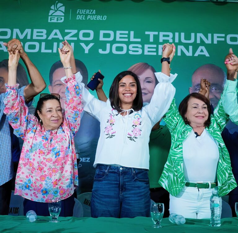 Fuerza del Pueblo celebra "El Bombazo del Triunfo" en San Cristóbal