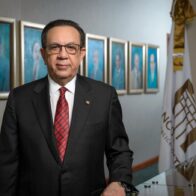 Héctor Valdez Albizu, Gobernador del Banco Central.