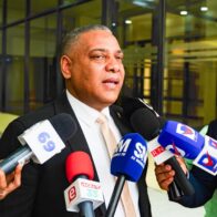 Diputado Carlos José Gil regresa al Congreso tras tragedia del Jet Set y exige justicia sin impunidad