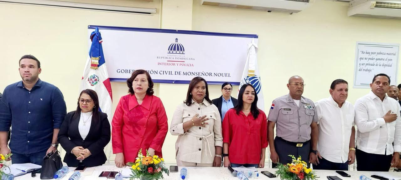 Mesa de Seguridad se celebra en Monseñor Nouel durante visita de la ministra Faride Raful