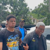 Acusado de homicidio se entrega tras escapar de dotación policial en Samaná