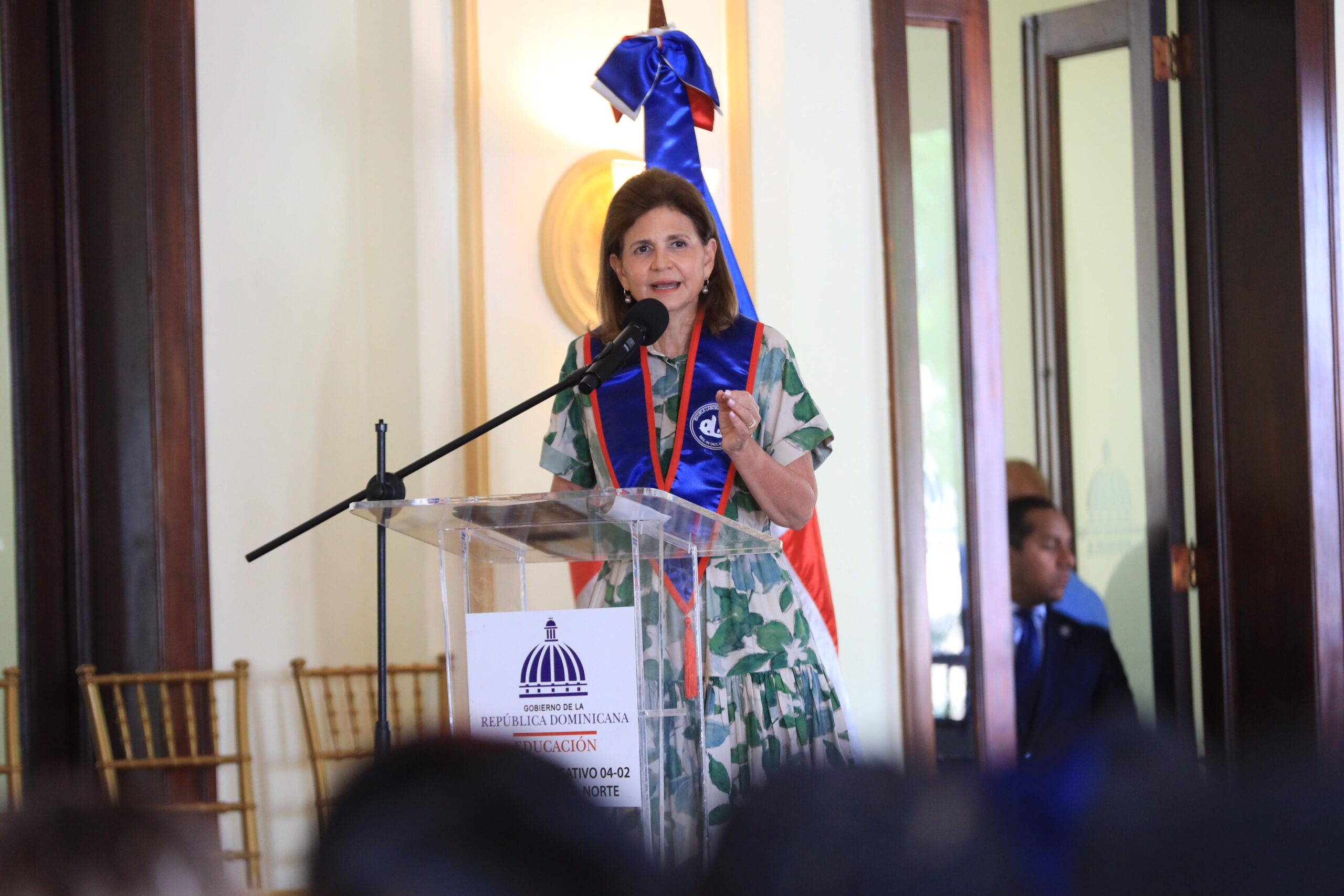 Raquel Peña reafirma su aspiración presidencial: "No voy a subir las escalitas del Palacio Nacional sola"