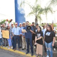 Familiares y AVANCEMOS culpan al Ayuntamiento de Moca por muerte de joven
