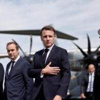 Macron avisa de que la acción militar por sí sola no anulará la amenaza nuclear iraní