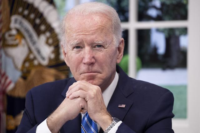 Biden responde a acusaciones de Trump: "Yo tomé las decisiones durante mi Presidencia"