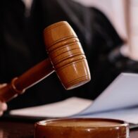 Condenan a 4 personas por falsificación de documentos en Barahona y en Santo Domingo