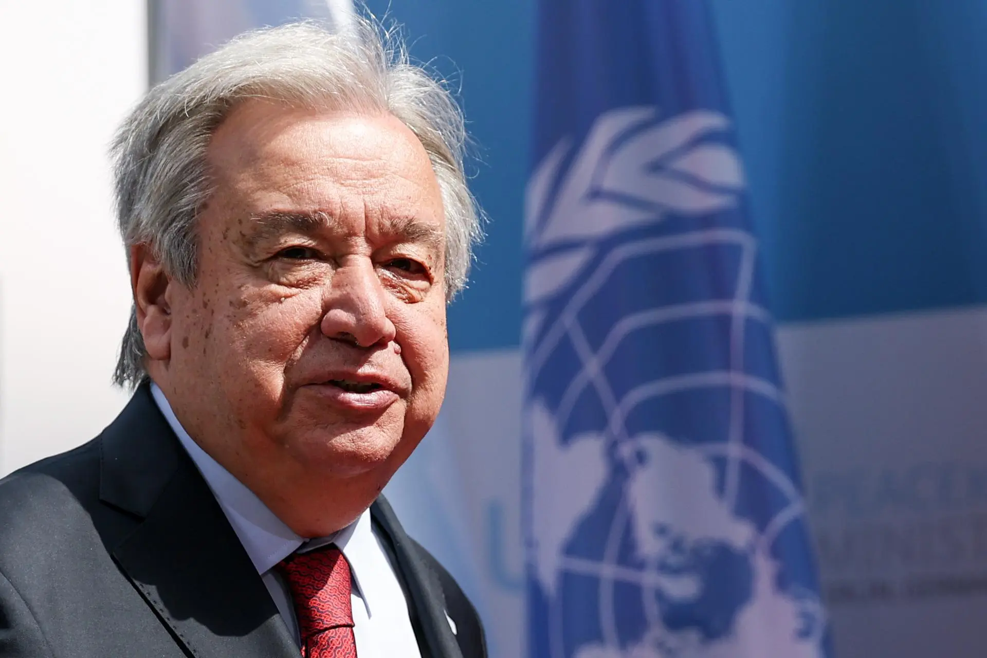 La ONU pide "respeto a la dignidad humana" tras restricciones de Trump a 19 países