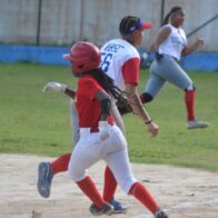 Selección femenina de softbol de RD debuta ante Brasil en la Copa Panamericana