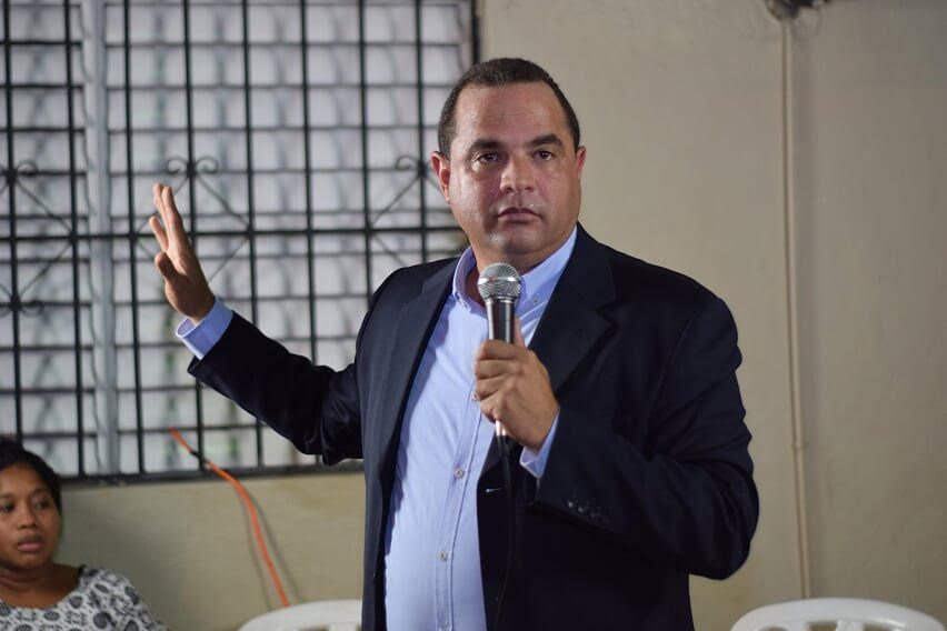 Manuel Crespo pide a FP retirarse de diálogos con el gobierno