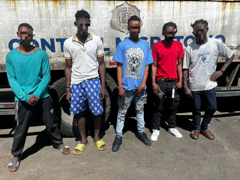Migración detiene en Nagua a 125 haitianos en situación irregular
