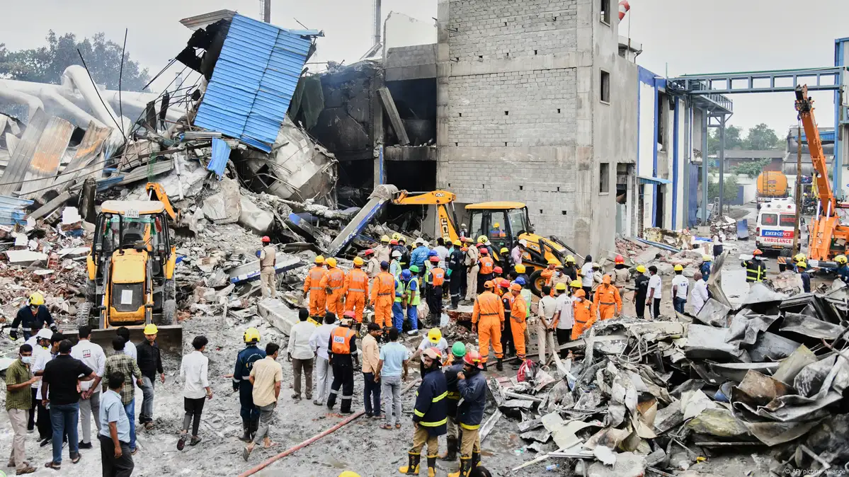 Sube a 34 el número de muertos por explosión en planta química en la India