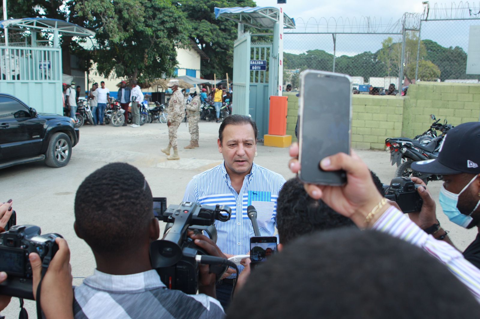 Abel Martínez afirma que "el negocio de las mafias en la frontera sigue vivo"