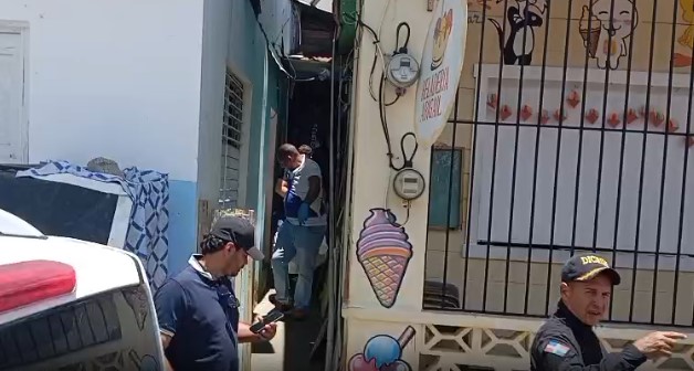 Hombre pierde la vida presuntamente a manos de su pareja
